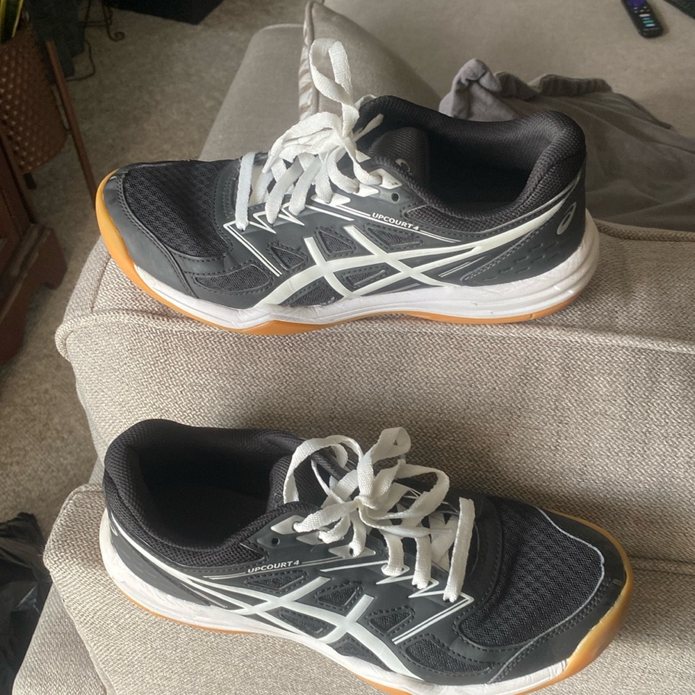 Asics shoes size 8.5